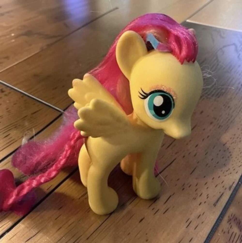 Hasbro My Little Pony Fluttershy Styling Strands Fashion Style 2013 Pegasus 6